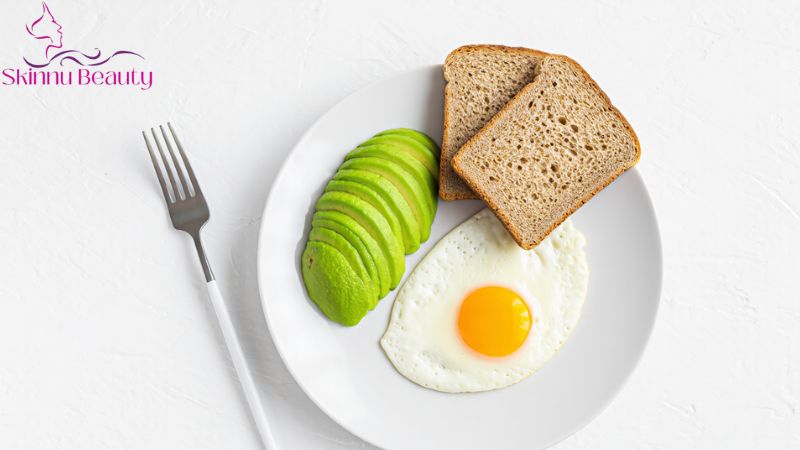 buổi sáng với trứng giúp làm đẹp da