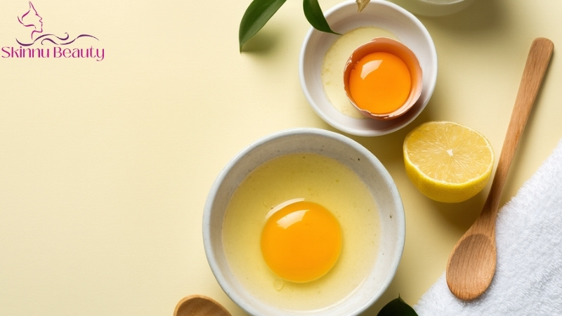 trứng gà và chanh giúp làm trắng da mặt